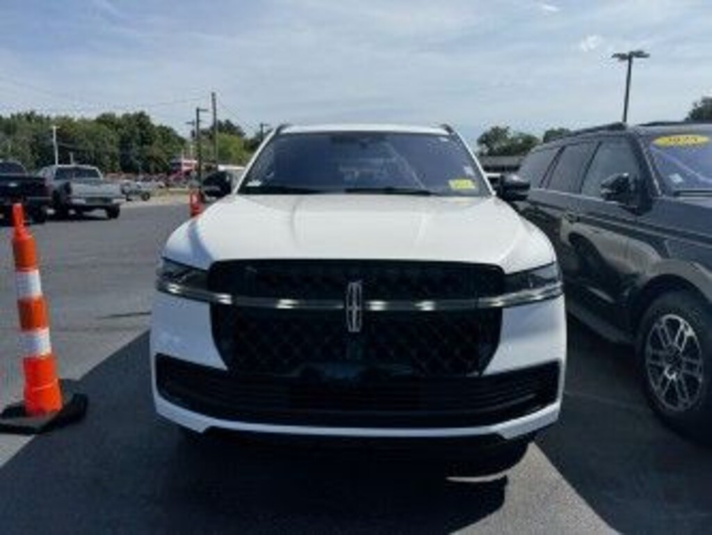 Used 2025 Lincoln Navigator Reserve SUV
