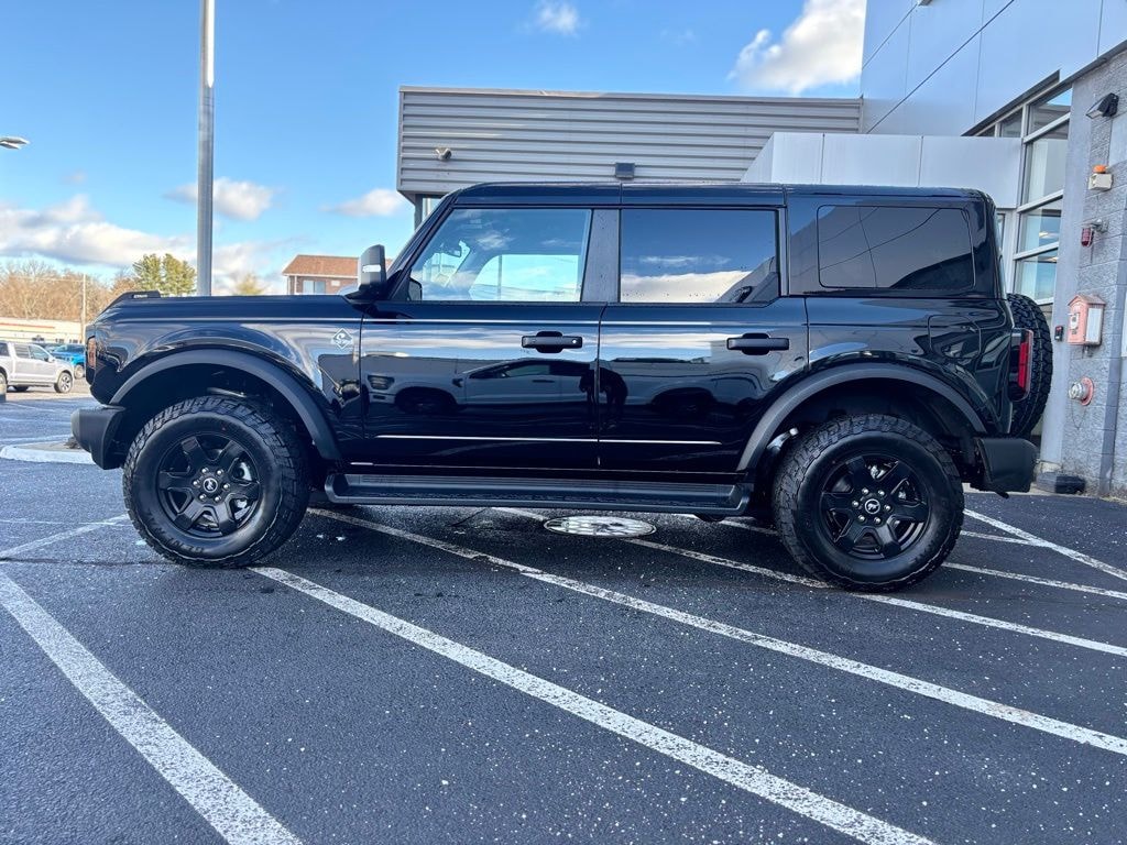 New 2025 Ford Bronco Outer Banks SUV