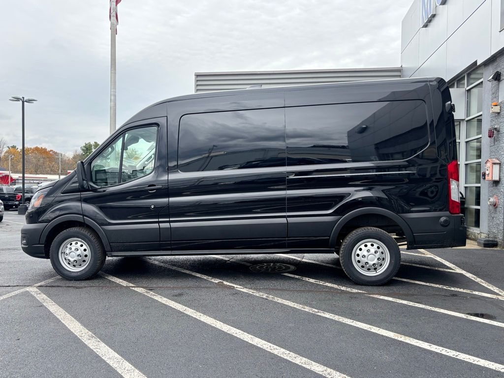 2026 Ford Transit photo 2