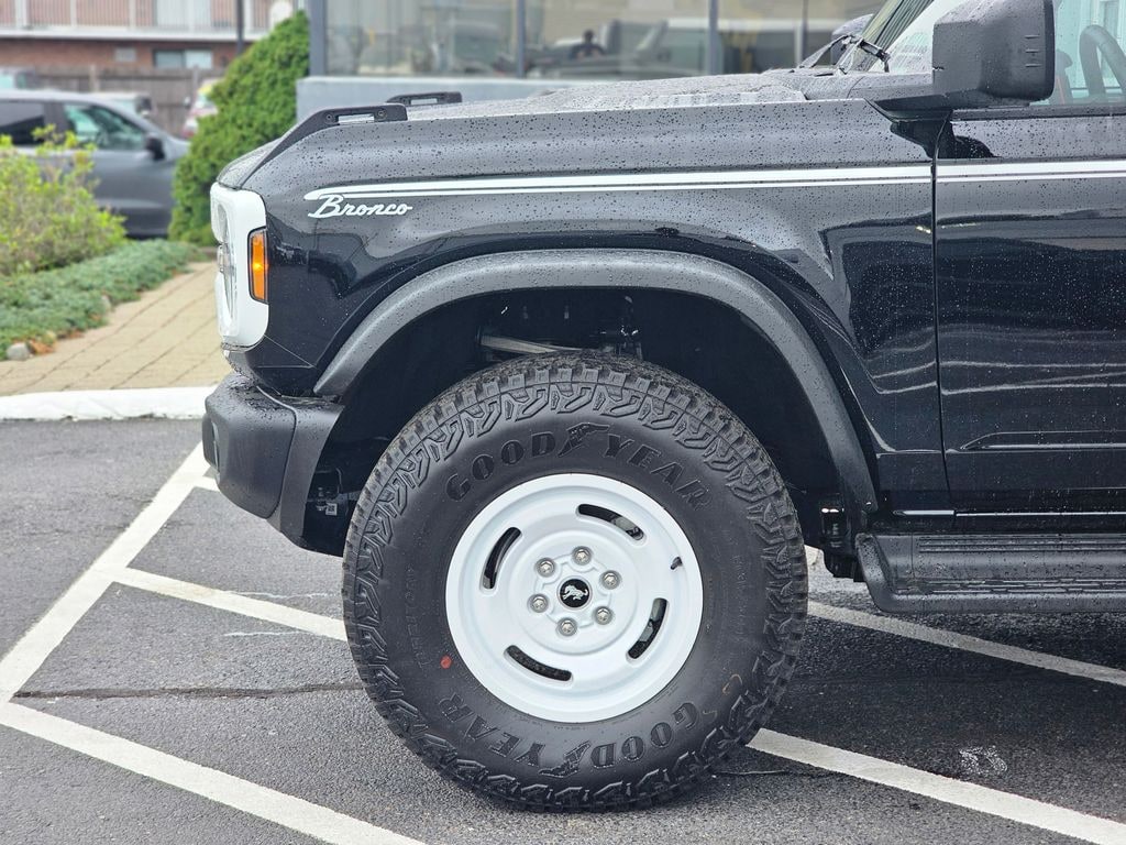 New 2026 Ford Bronco Heritage Edition SUV