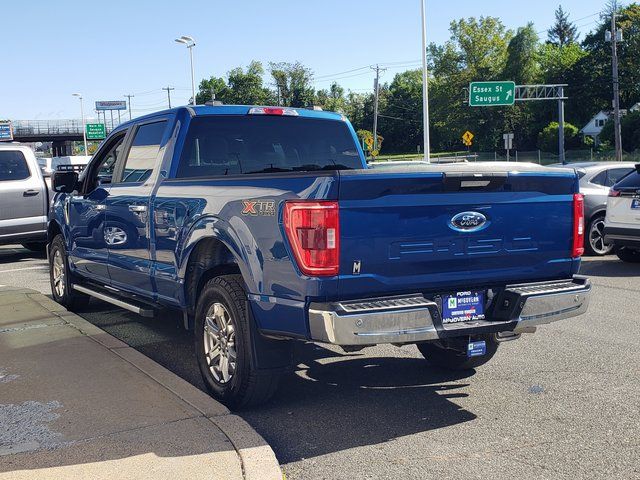 2023 Ford F-150 XLT photo 2