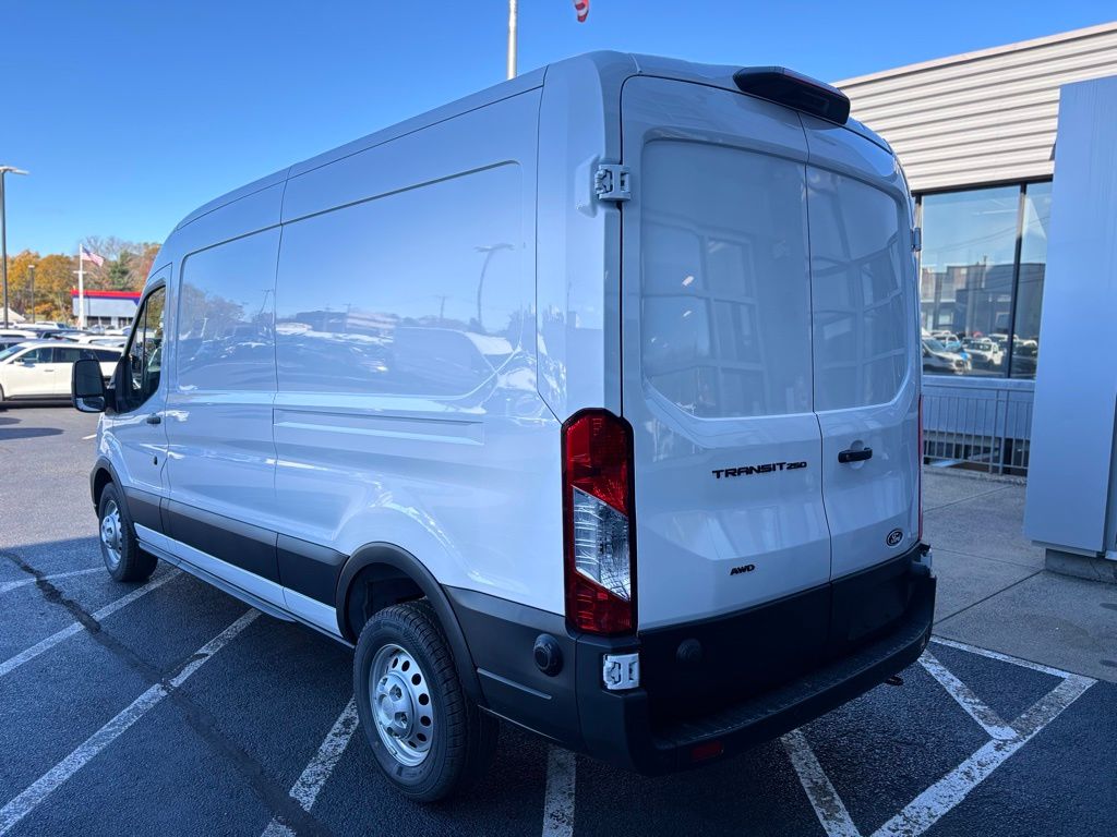 2026 Ford Transit photo 3