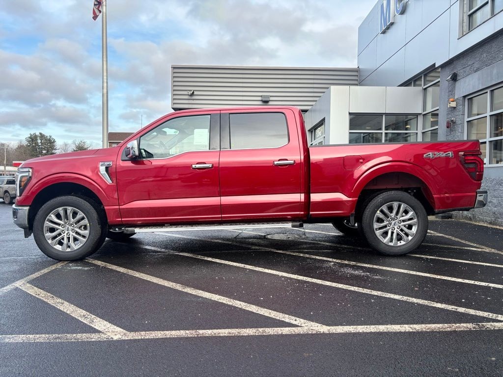 New 2025 Ford F-150 Lariat TRUCK