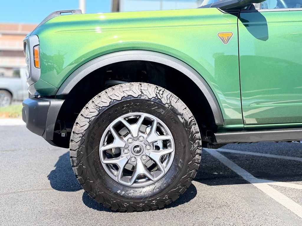 Used 2025 Ford Bronco Badlands SUV