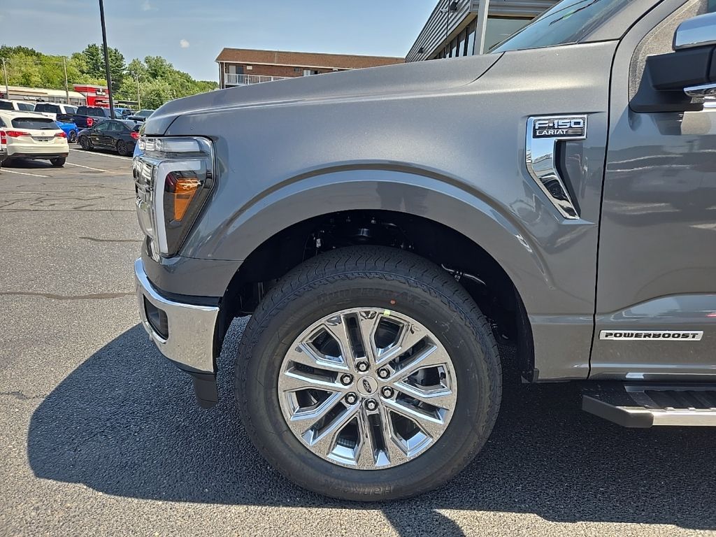 2025 Ford F-150 Lariat photo 3
