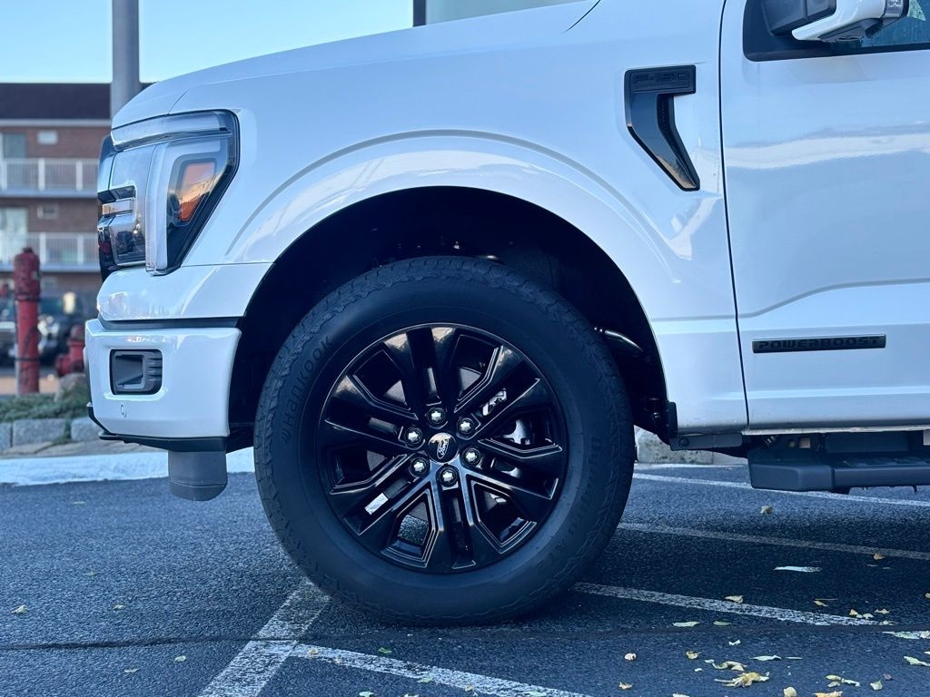 New 2025 Ford F-150 Lariat Truck SuperCrew Cab