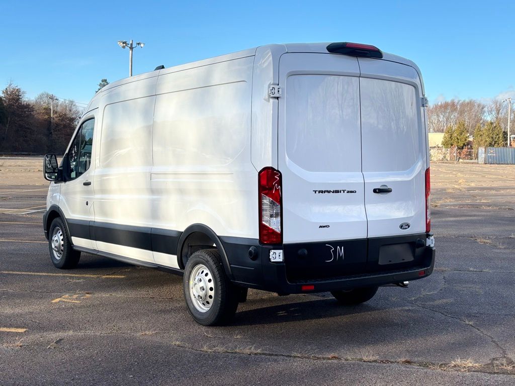 2026 Ford Transit photo 4
