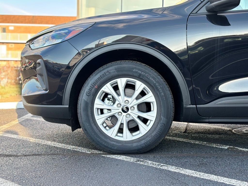 2025 Ford Escape Active photo 2