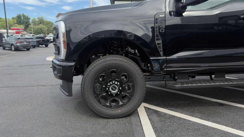 New 2026 Ford F-250SD F-250® XLT Truck Crew Cab