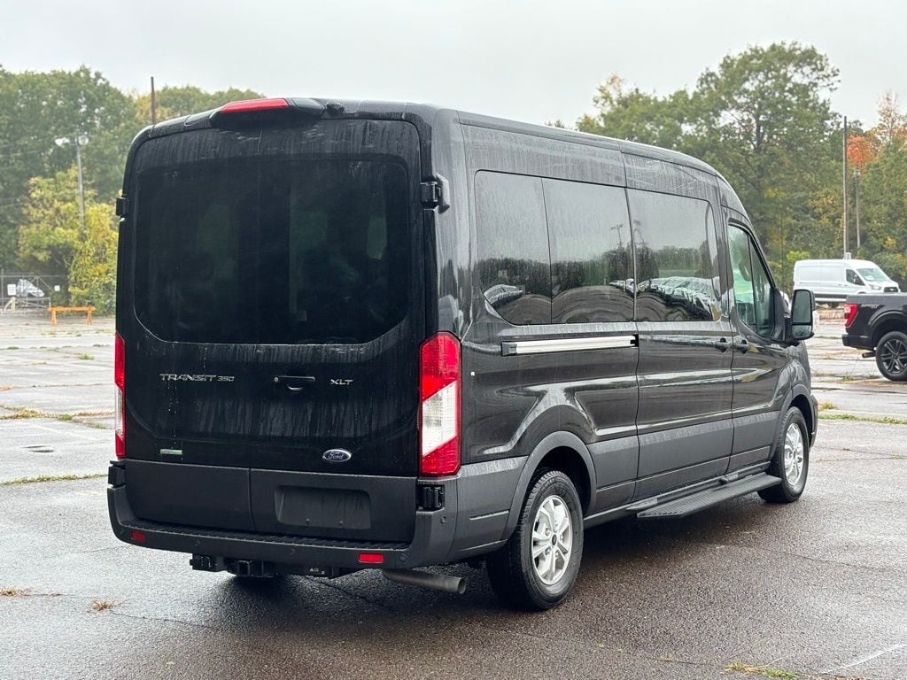 2024 Ford Transit Passenger Van XLT - Photo 6