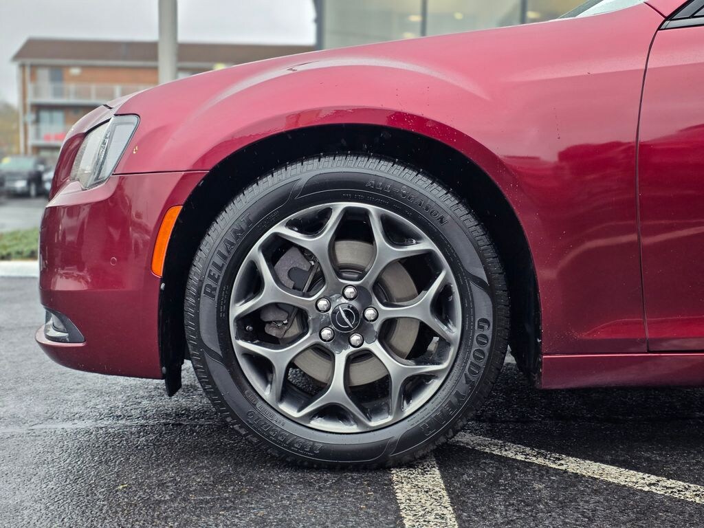 Used 2018 Chrysler 300 S Sedan