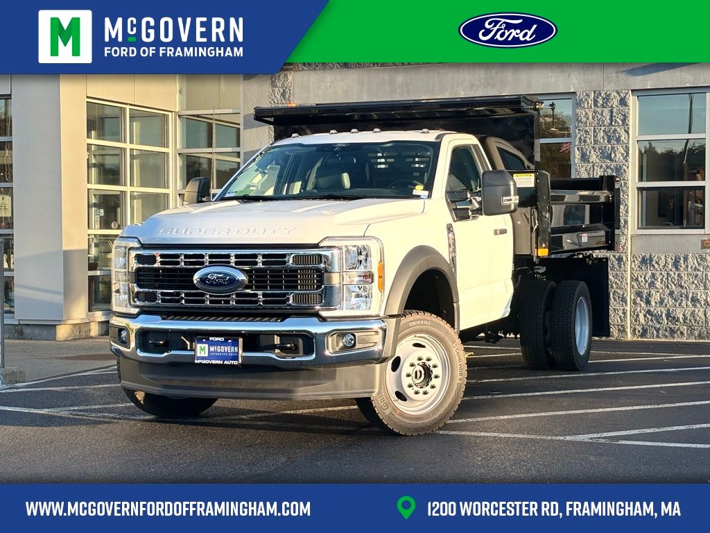 2025 Ford F-550 Super Duty Chassis Cab XL's photo
