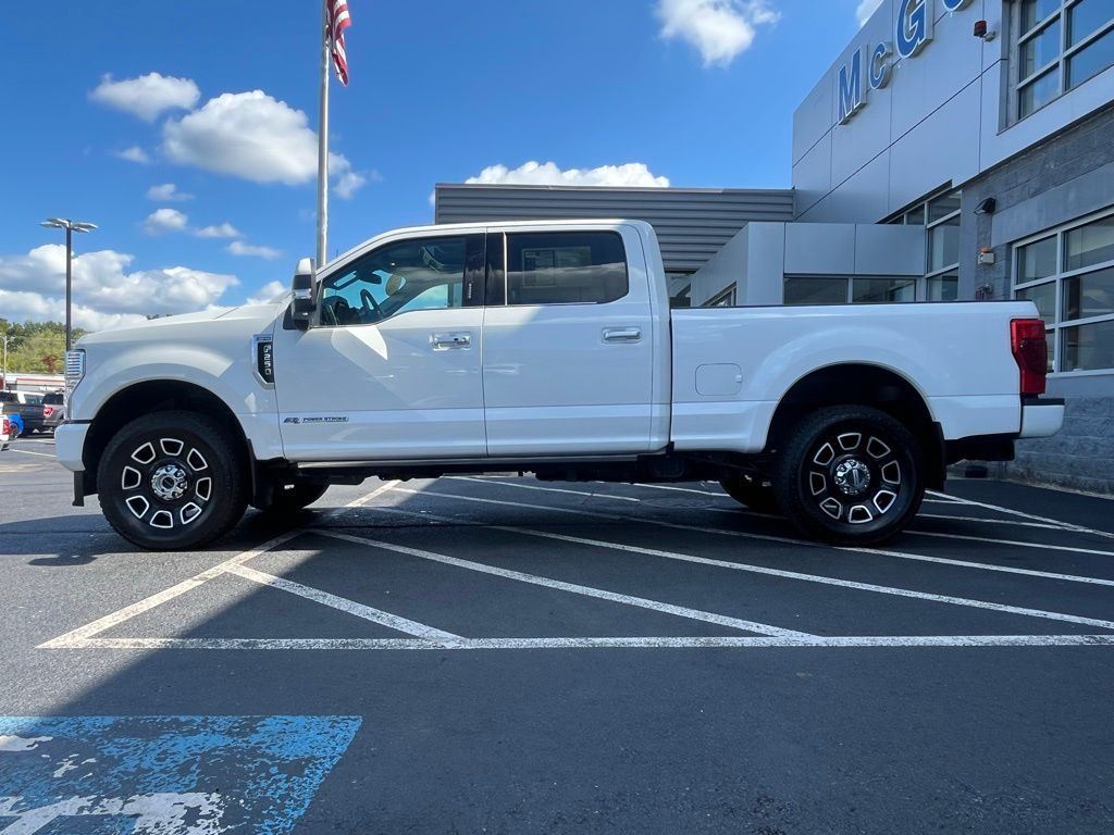 2022 Ford F-250 Limited photo 2