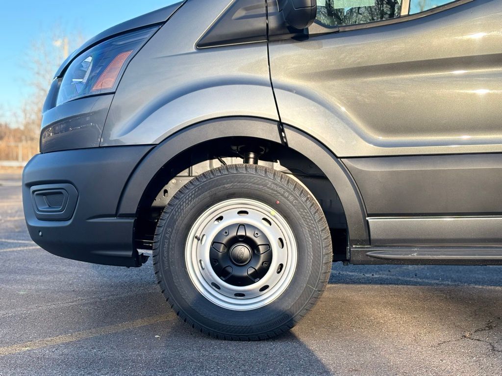 2026 Ford Transit photo 2