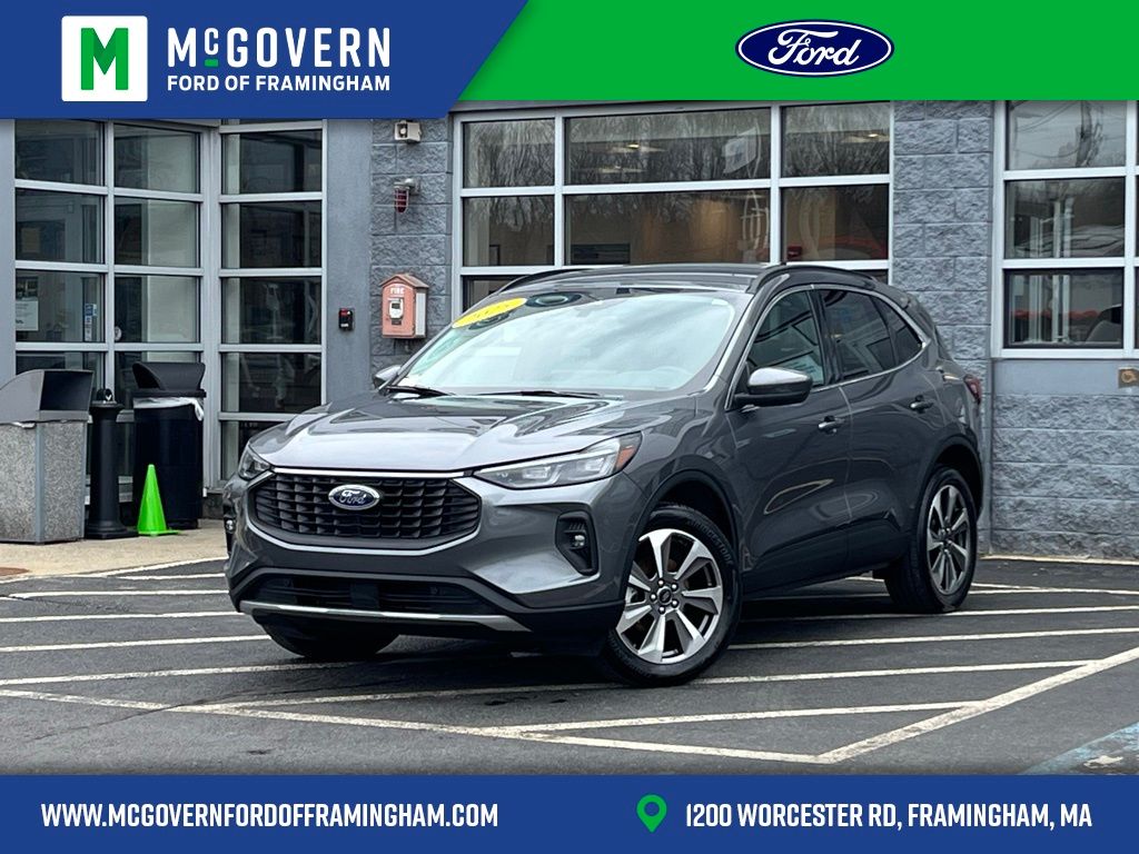 2025 Ford Escape Platinum