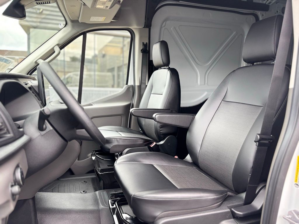 2026 Ford Transit Van Base - Photo 16