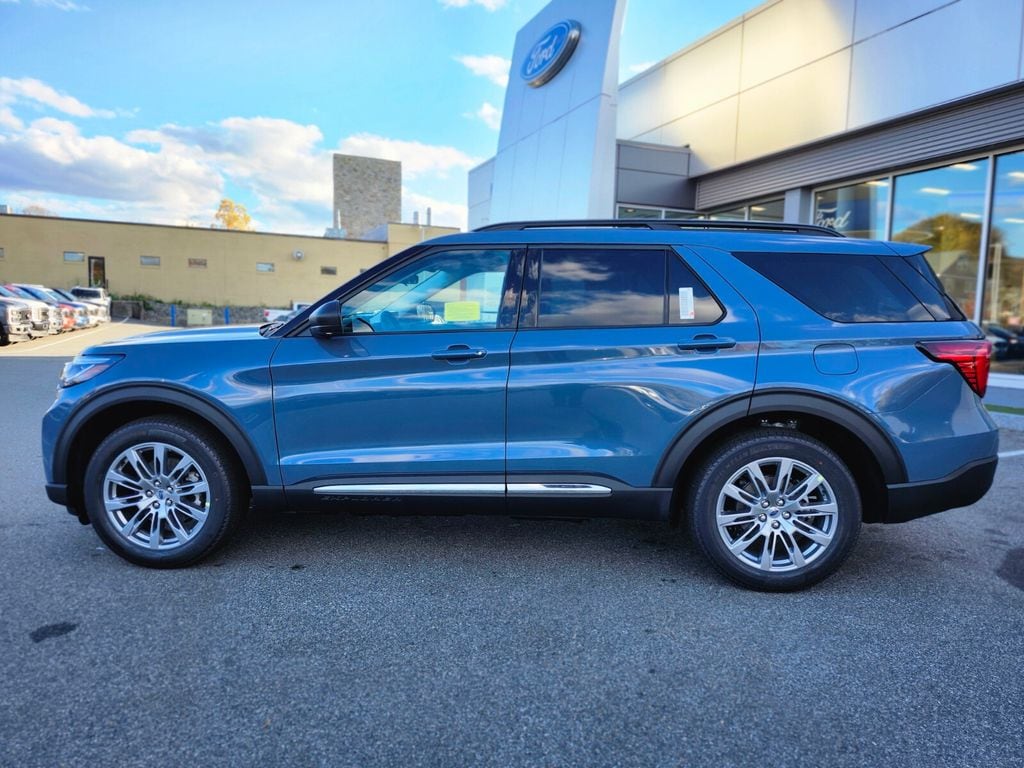 New 2025 Ford Explorer Active SUV