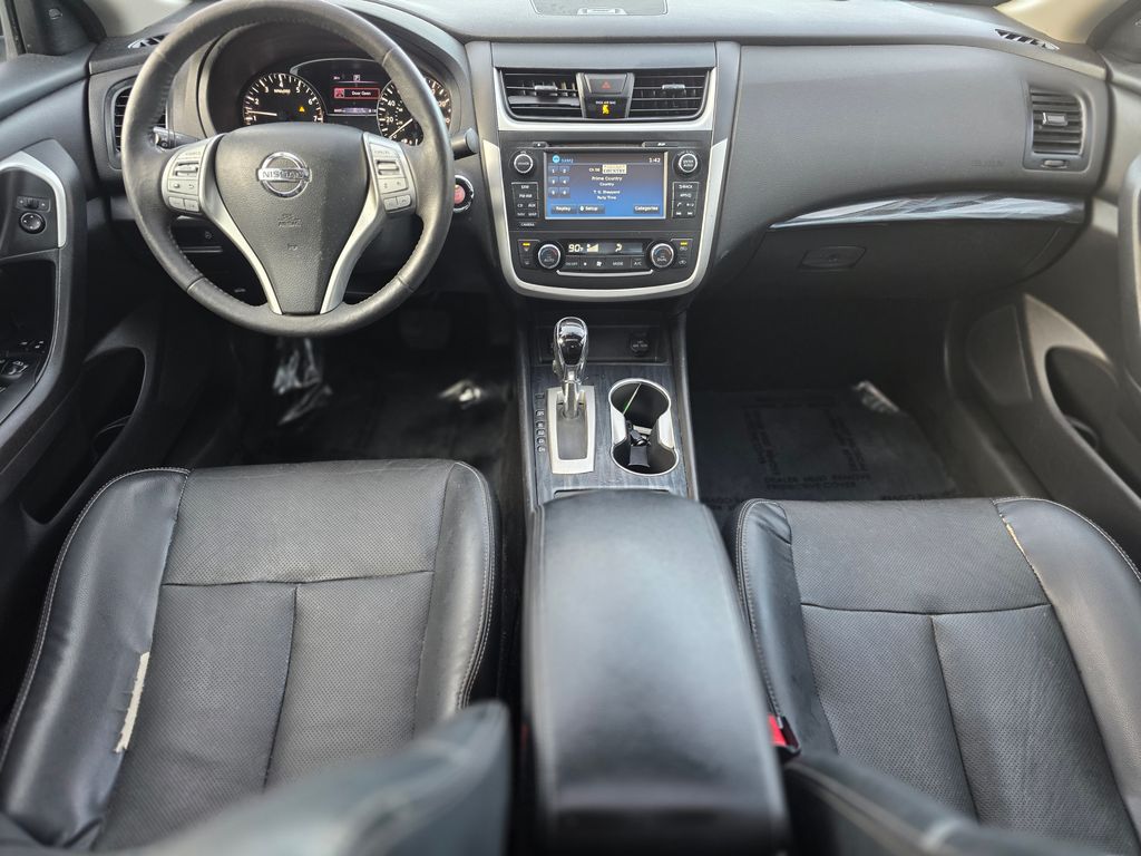 Used 2017 Nissan Altima SL with VIN 1N4AL3APXHC208220 for sale in Framingham, MA