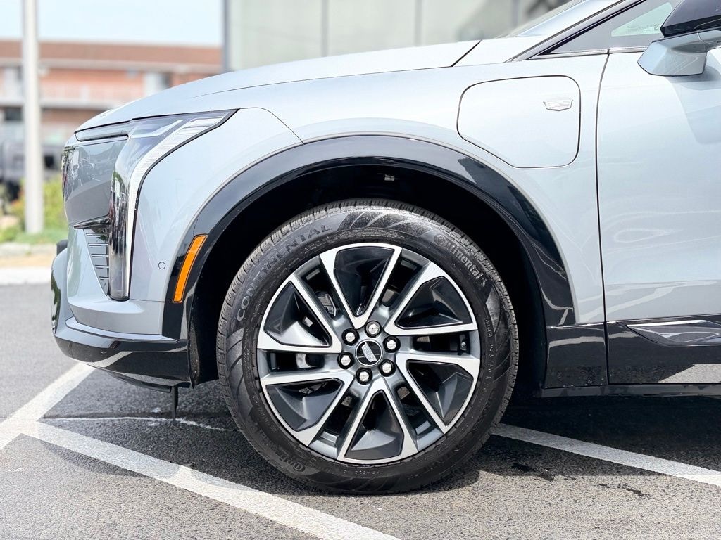 Used 2025 CADILLAC OPTIQ Sport 2 SUV
