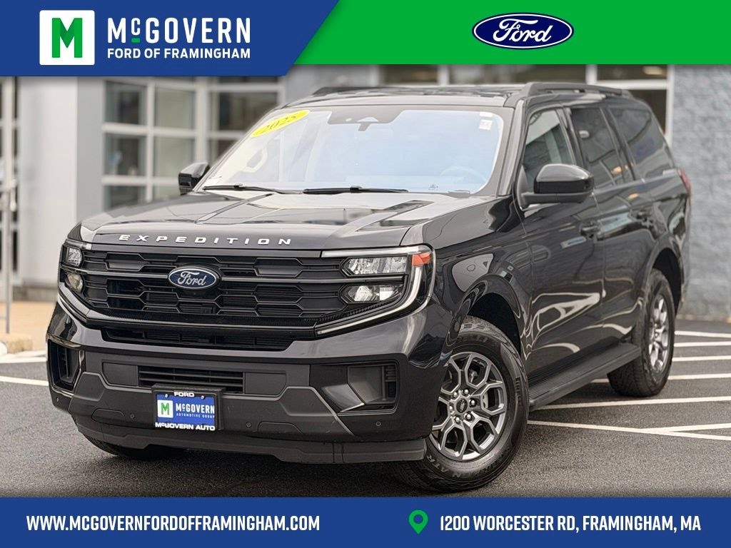 Used 2025 Ford Expedition Active SUV