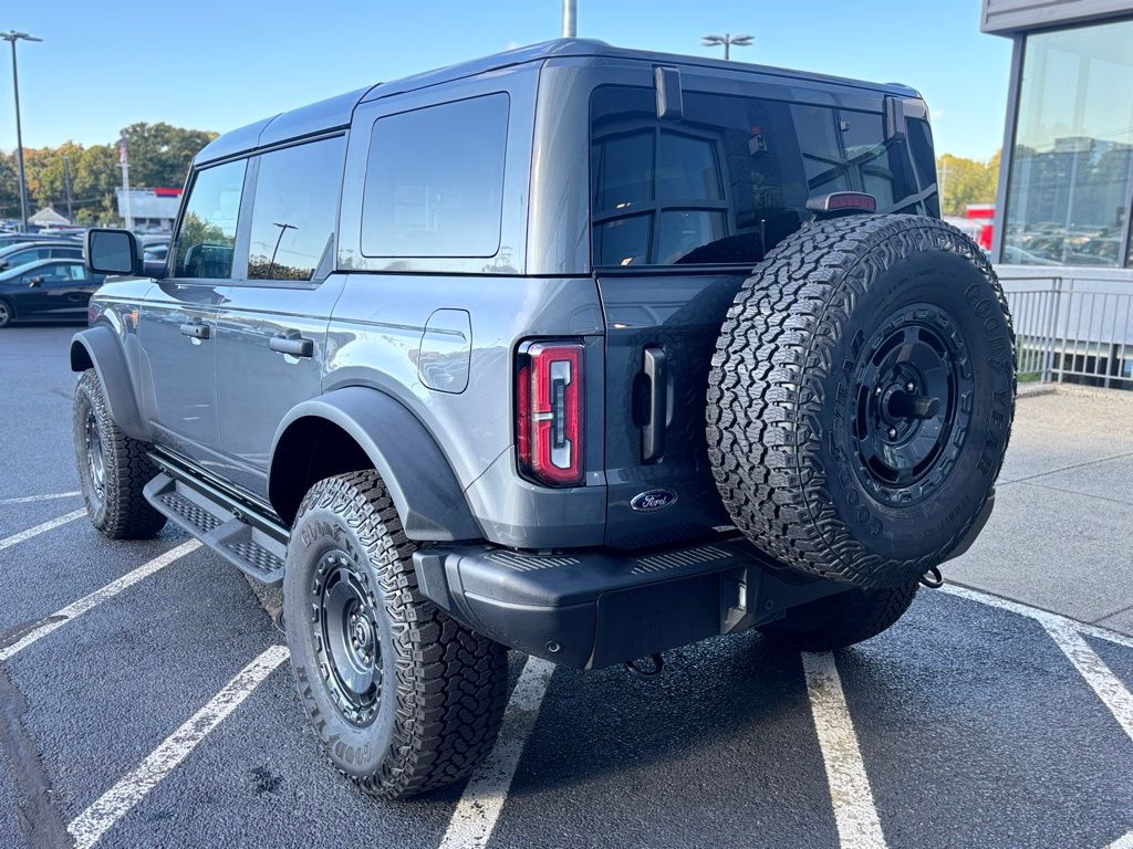 2025 Ford Bronco Badlands photo 4