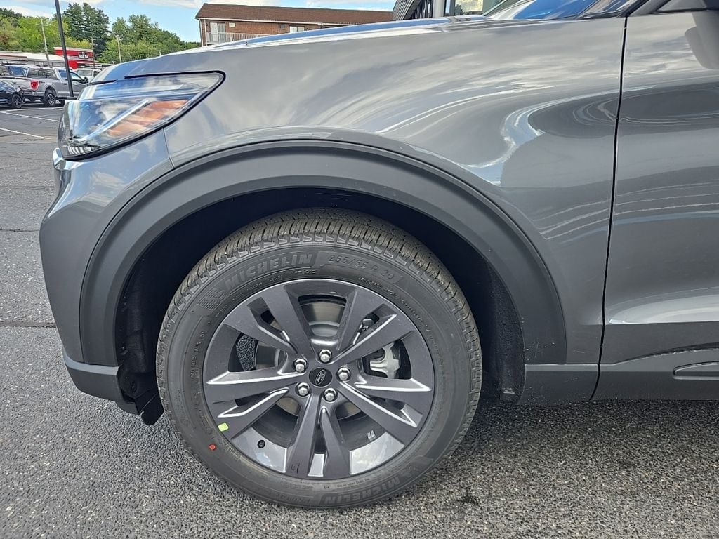 New 2027 Ford Explorer Active SUV