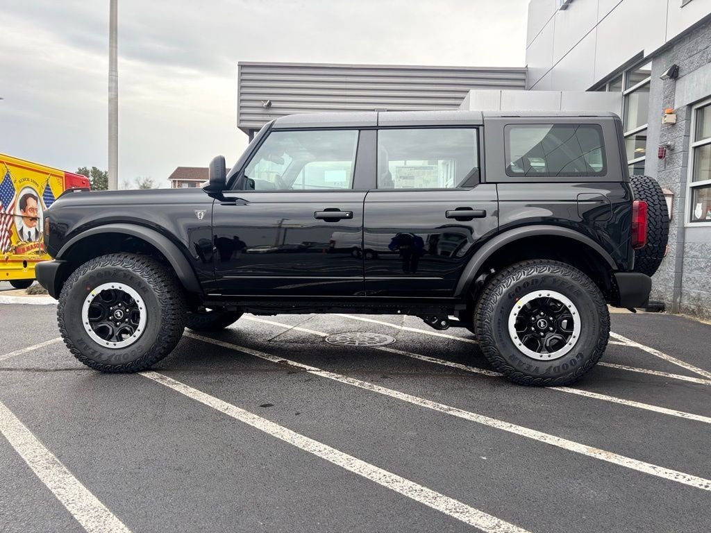 New 2025 Ford Bronco Base SUV