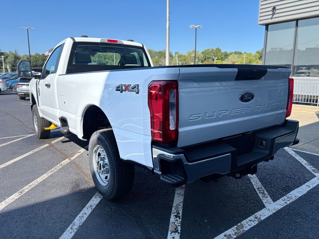 2026 Ford F-250 photo 4