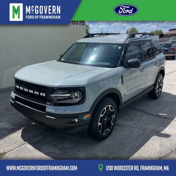 2023 Ford Bronco Sport Outer Banks 4X4's photo