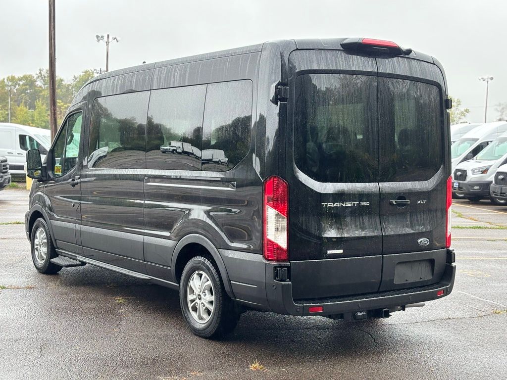 2024 Ford Transit XLT photo 4
