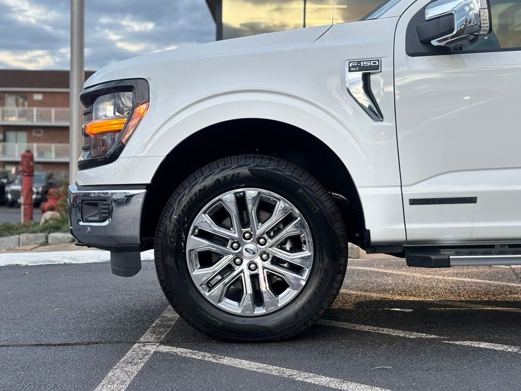 New 2025 Ford F-150 XLT Truck SuperCrew Cab
