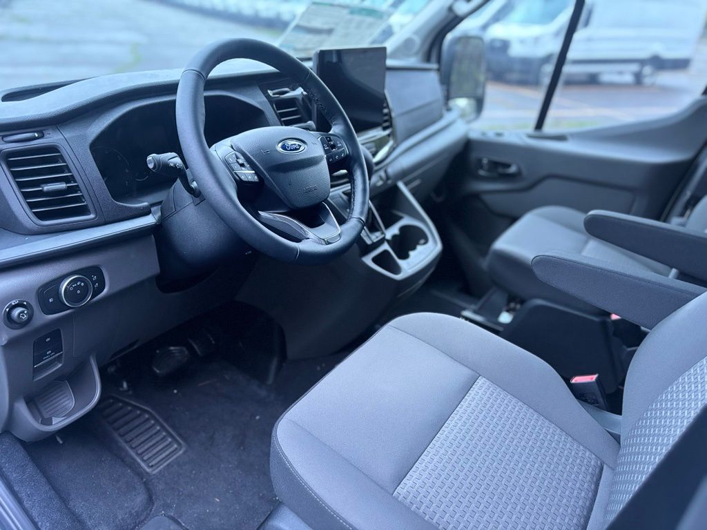 2024 Ford Transit Passenger Van XLT - Photo 13