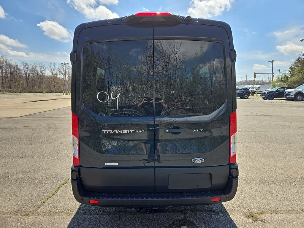 2024 Ford Transit XLT photo 4