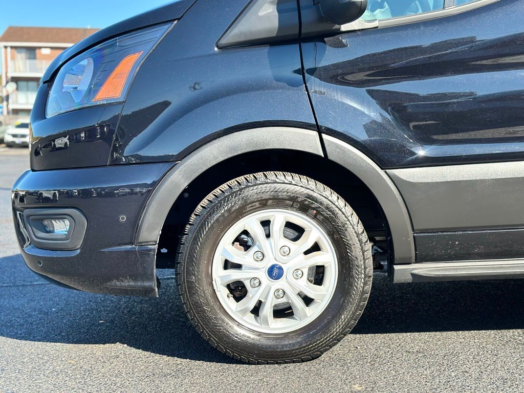 2023 Ford Transit photo 2