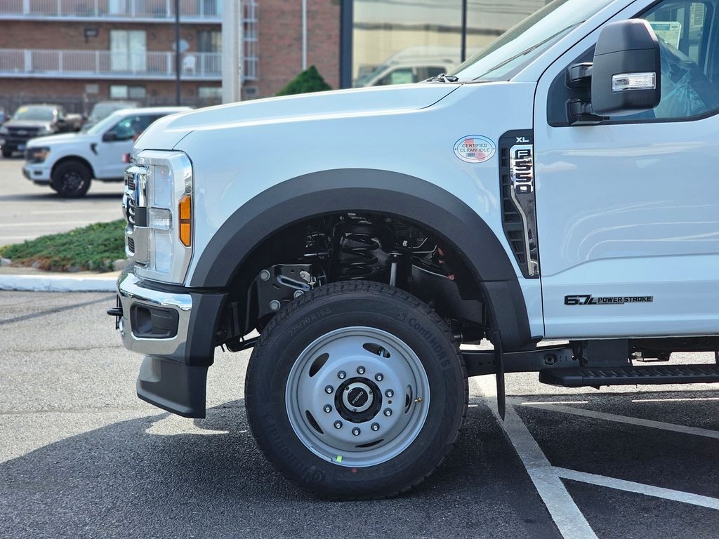 New 2026 Ford F-550SD Truck Super Cab