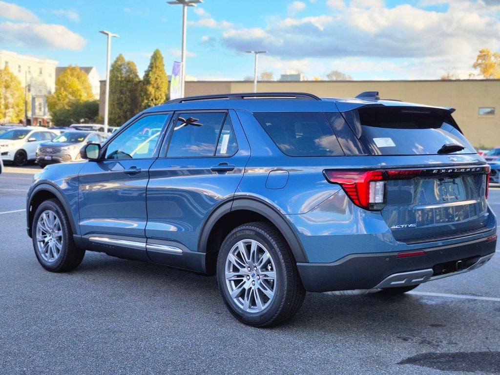 New 2025 Ford Explorer Active SUV