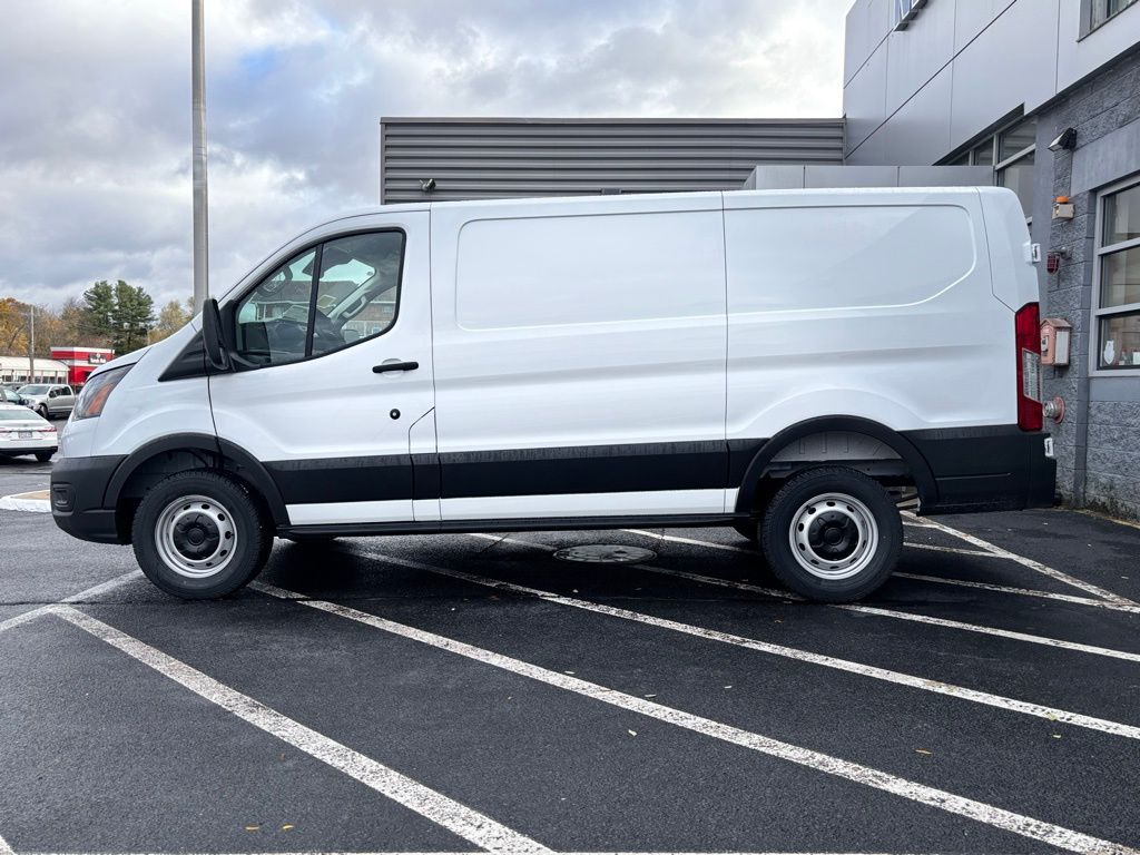 2026 Ford Transit photo 2