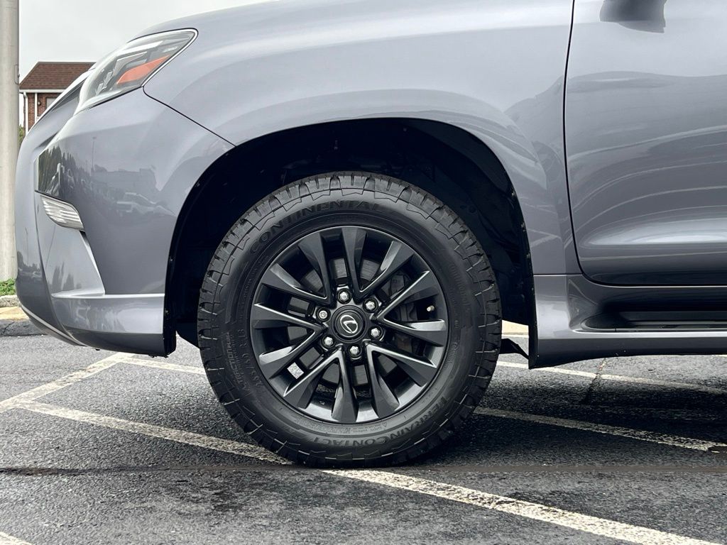2021 Lexus GX 460 photo 2
