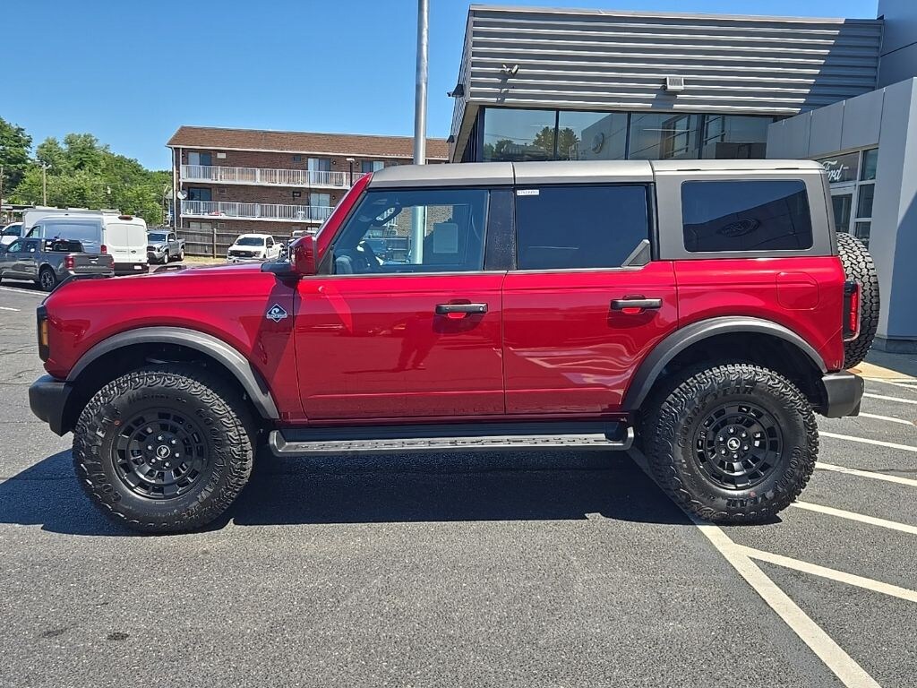 New 2026 Ford Bronco Outer Banks SUV