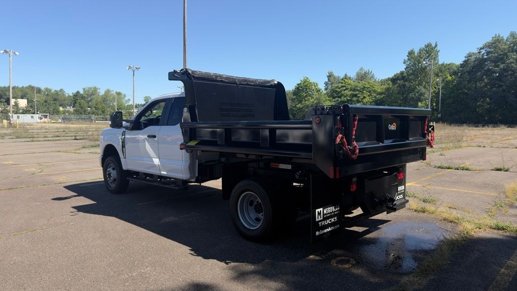 New 2026 Ford F-350SD Super Cab Chassis XL Truck Super Cab