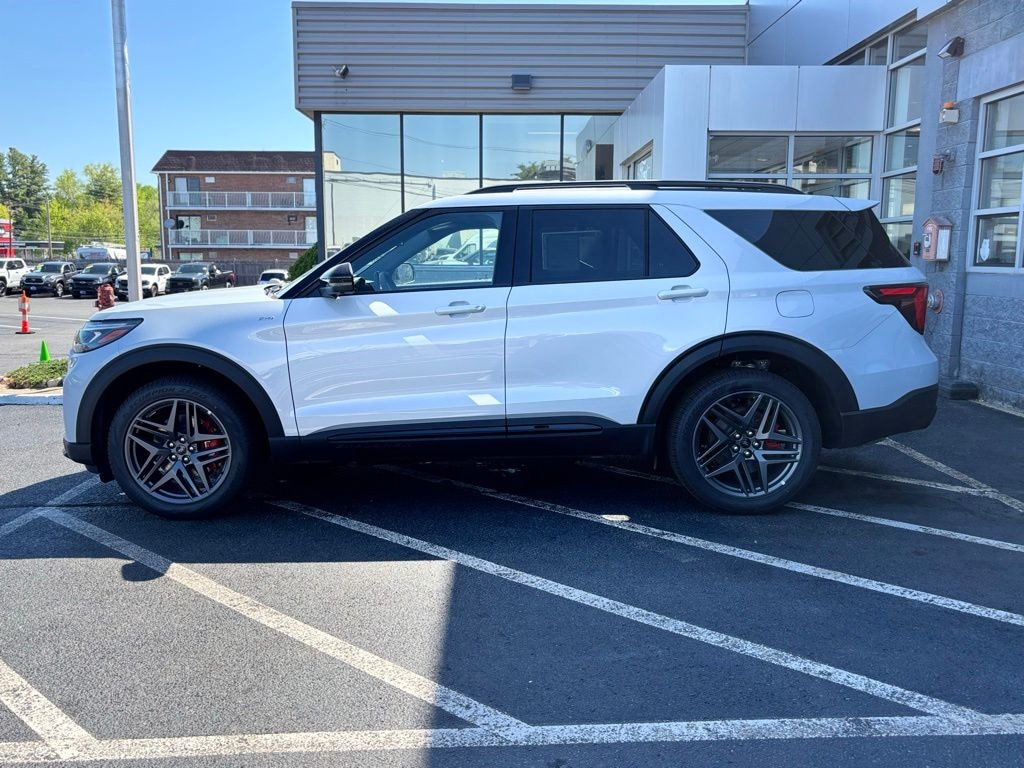 New 2026 Ford Explorer ST-Line SUV