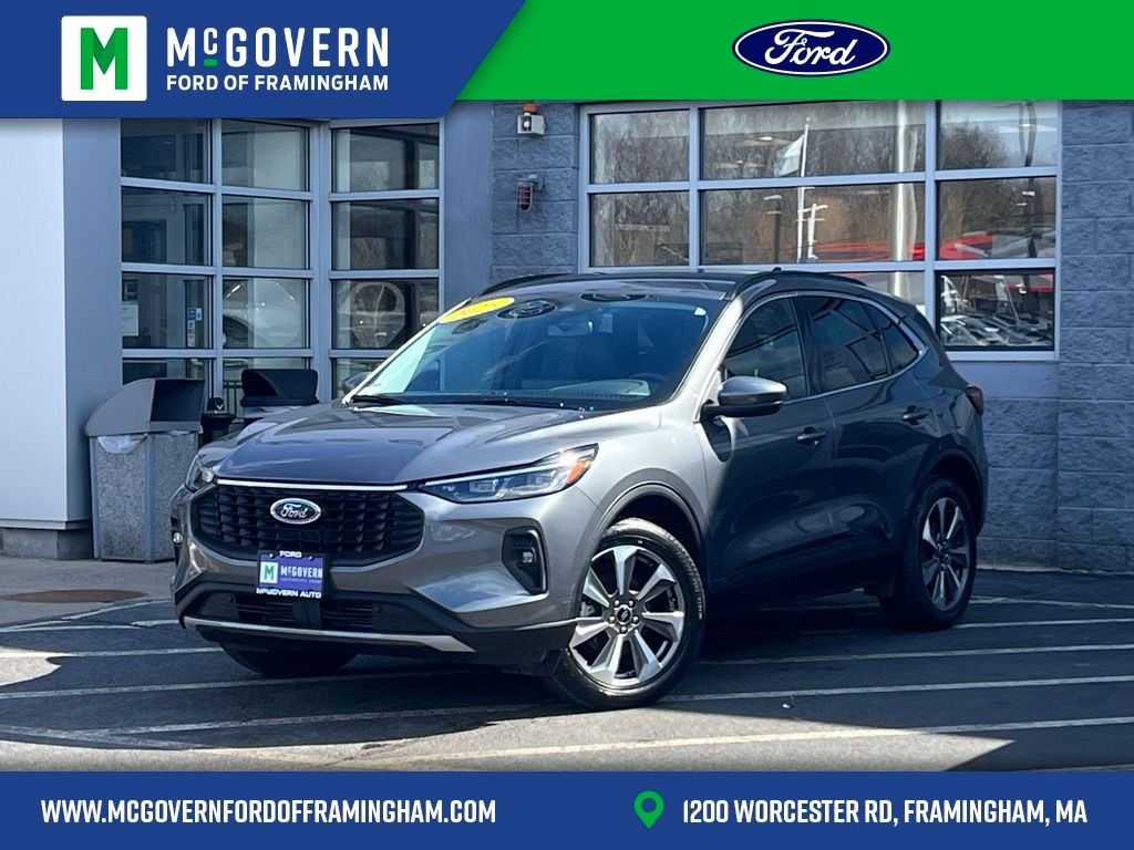 Used 2025 Ford Escape Platinum SUV