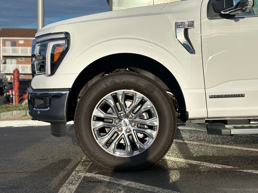 New 2025 Ford F-150 Lariat Truck SuperCrew Cab