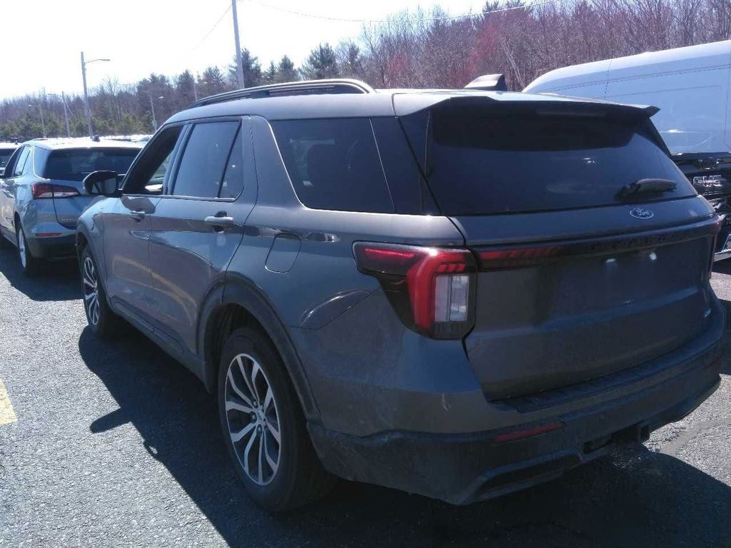 Used 2025 Ford Explorer ST-Line SUV