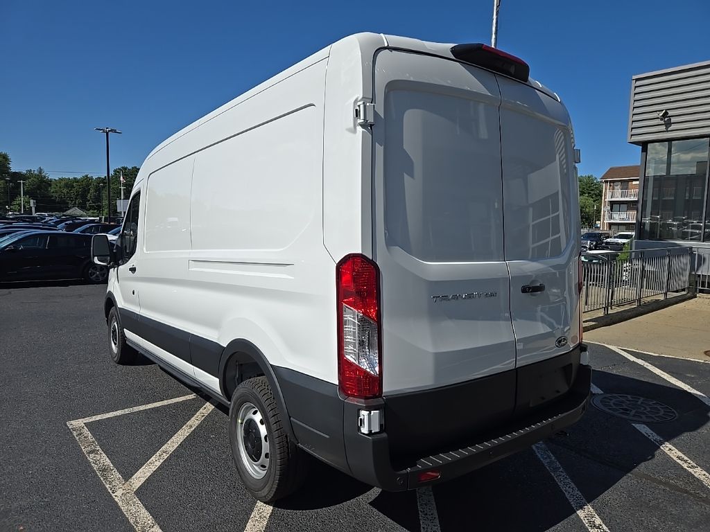 2025 Ford Transit Van photo 4