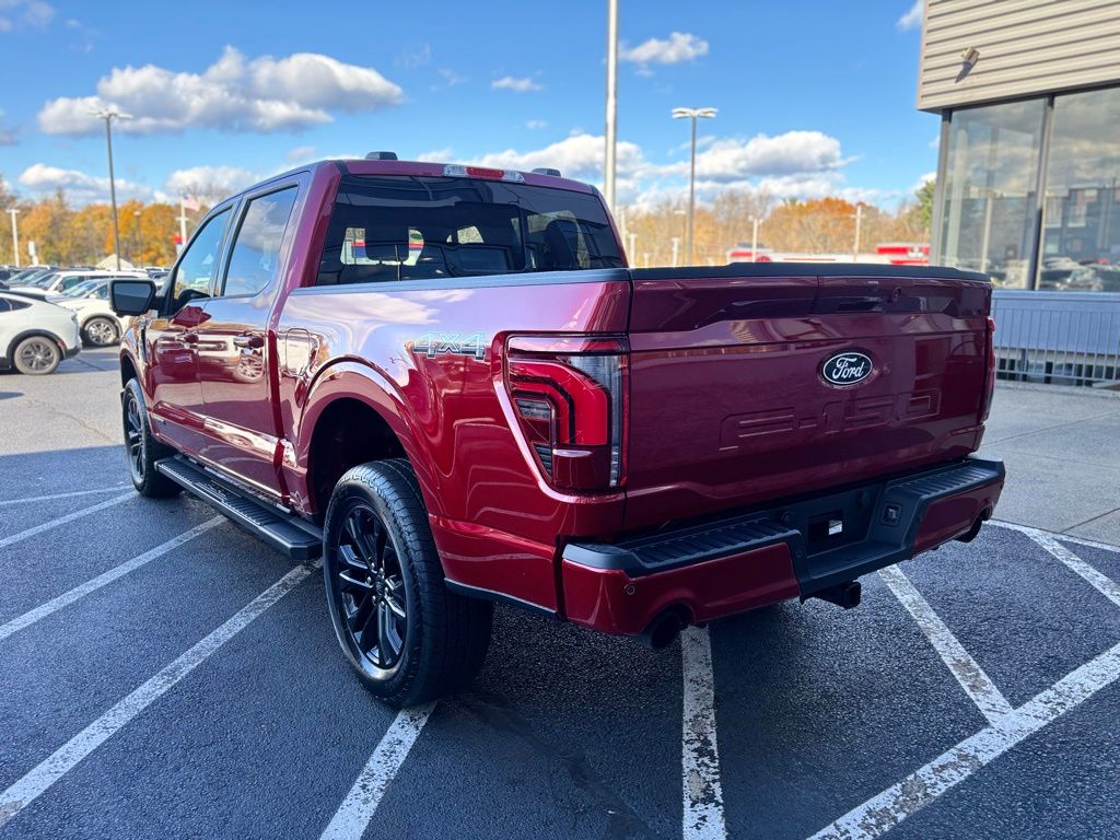 2025 Ford F-150 Lariat photo 3