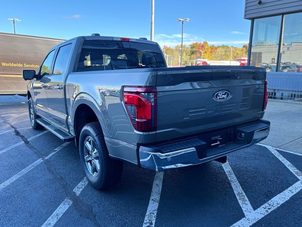 New 2025 Ford F-150 XLT Truck SuperCrew Cab