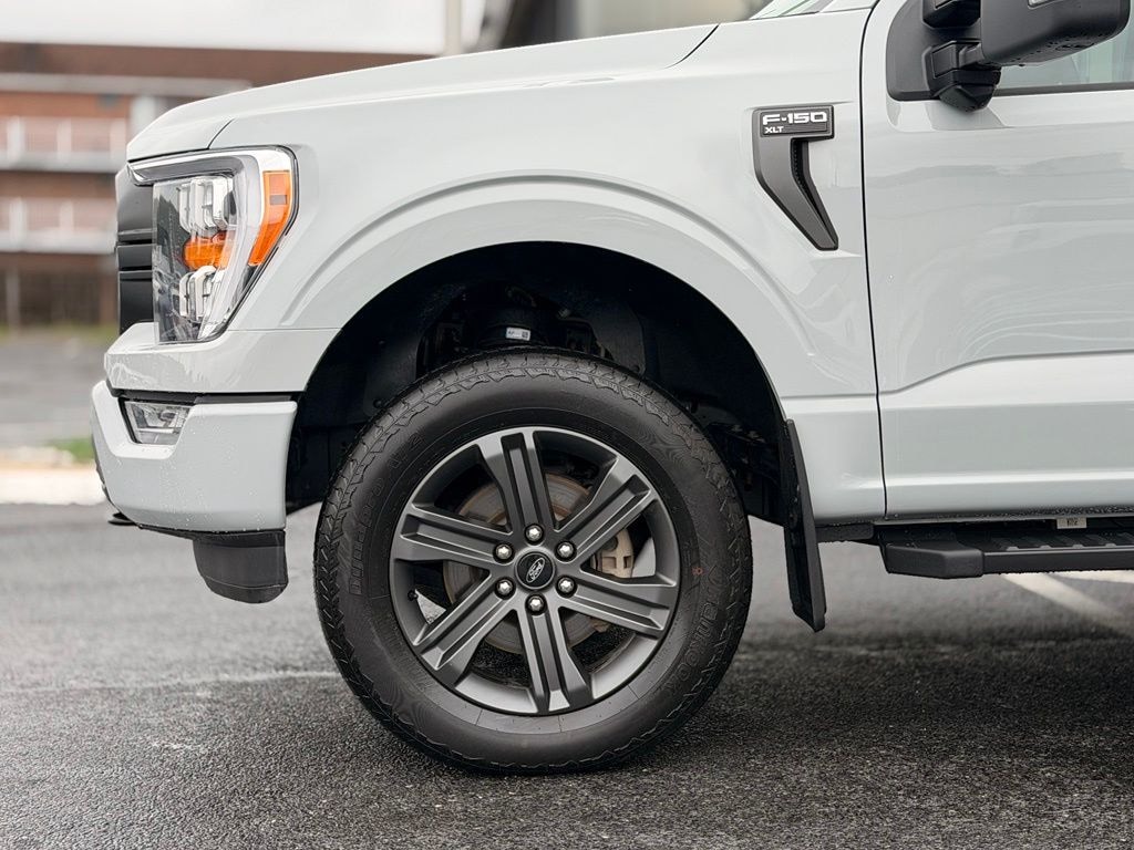 Used 2023 Ford F-150 XLT Truck SuperCrew Cab
