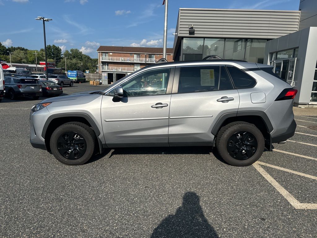 Used 2021 Toyota RAV4 LE with VIN 2T3G1RFV5MC183370 for sale in Framingham, MA