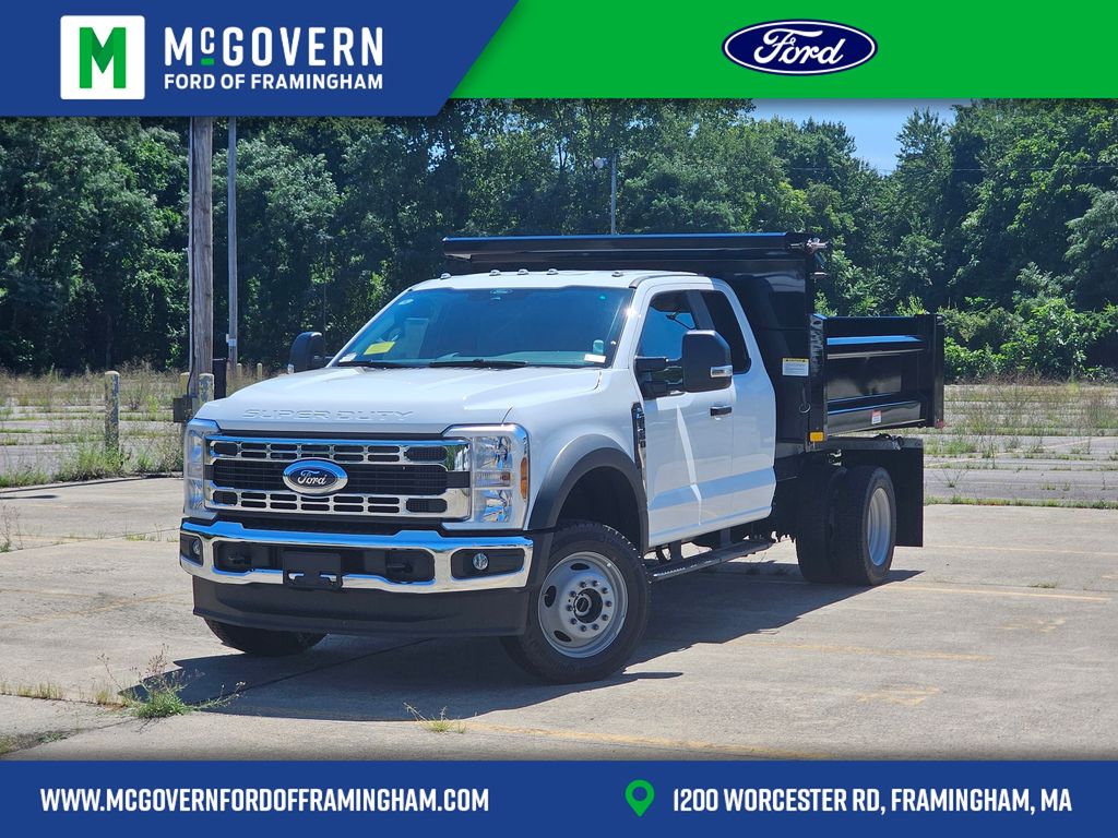  Ford F-550SD Super Cab Chassis